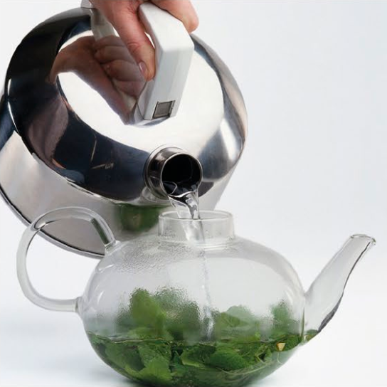 Préparer une tisane d'herbes - étape 1