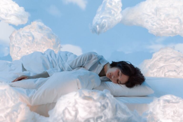Femme dort comme un bébé